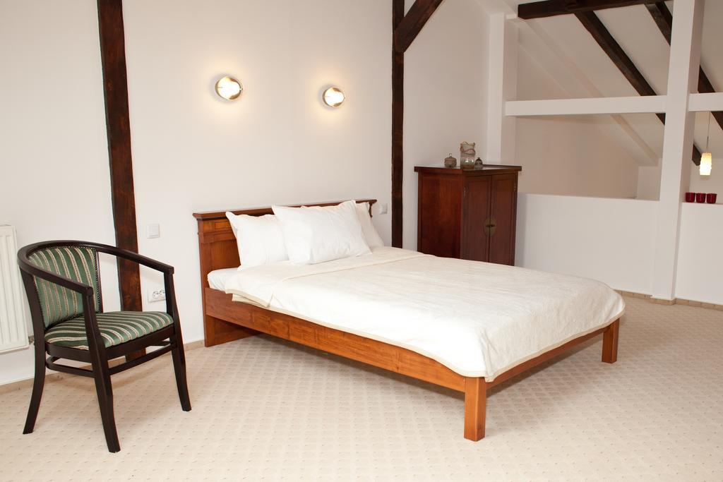 Hotel Belleville Яссы Экстерьер фото